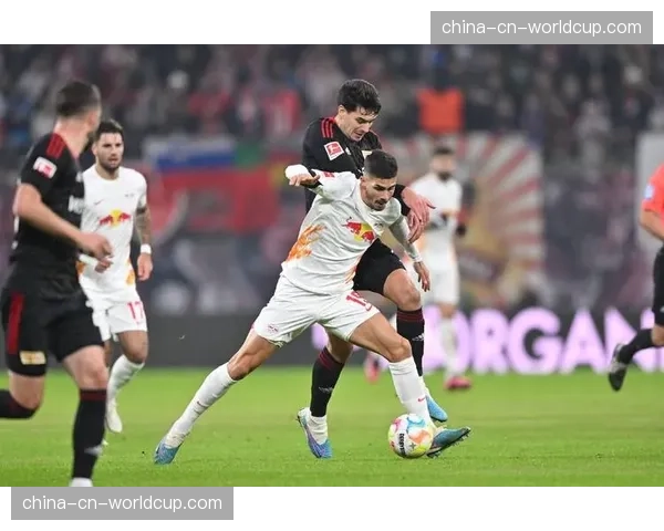 关键对决前瞻：拜仁慕尼黑迎战RB莱比锡，图赫尔与罗泽的战术博弈