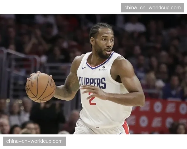 快船击败太阳赛后分析：莱昂纳德纵深突破吸引包夹激活外线射手群